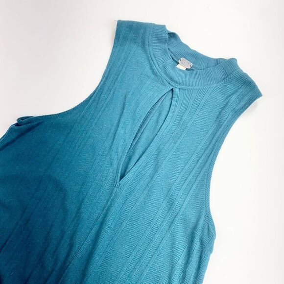 We the Free teal ribbed keyhole tank S - Picture 4 of 6